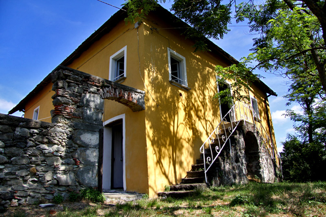 Cascina Granbego gestisce da Luglio 2014 anche il Rifugio Escursionistico La Sciverna